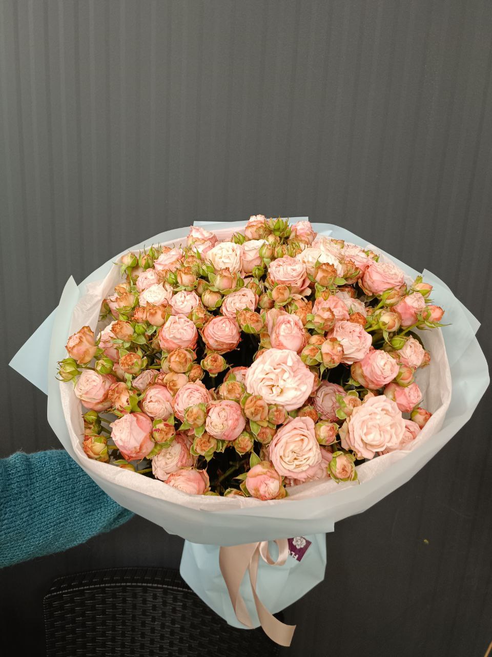 Мадам Бомбастік 19 шт: Кущові троянди (Рожевий) - 19.