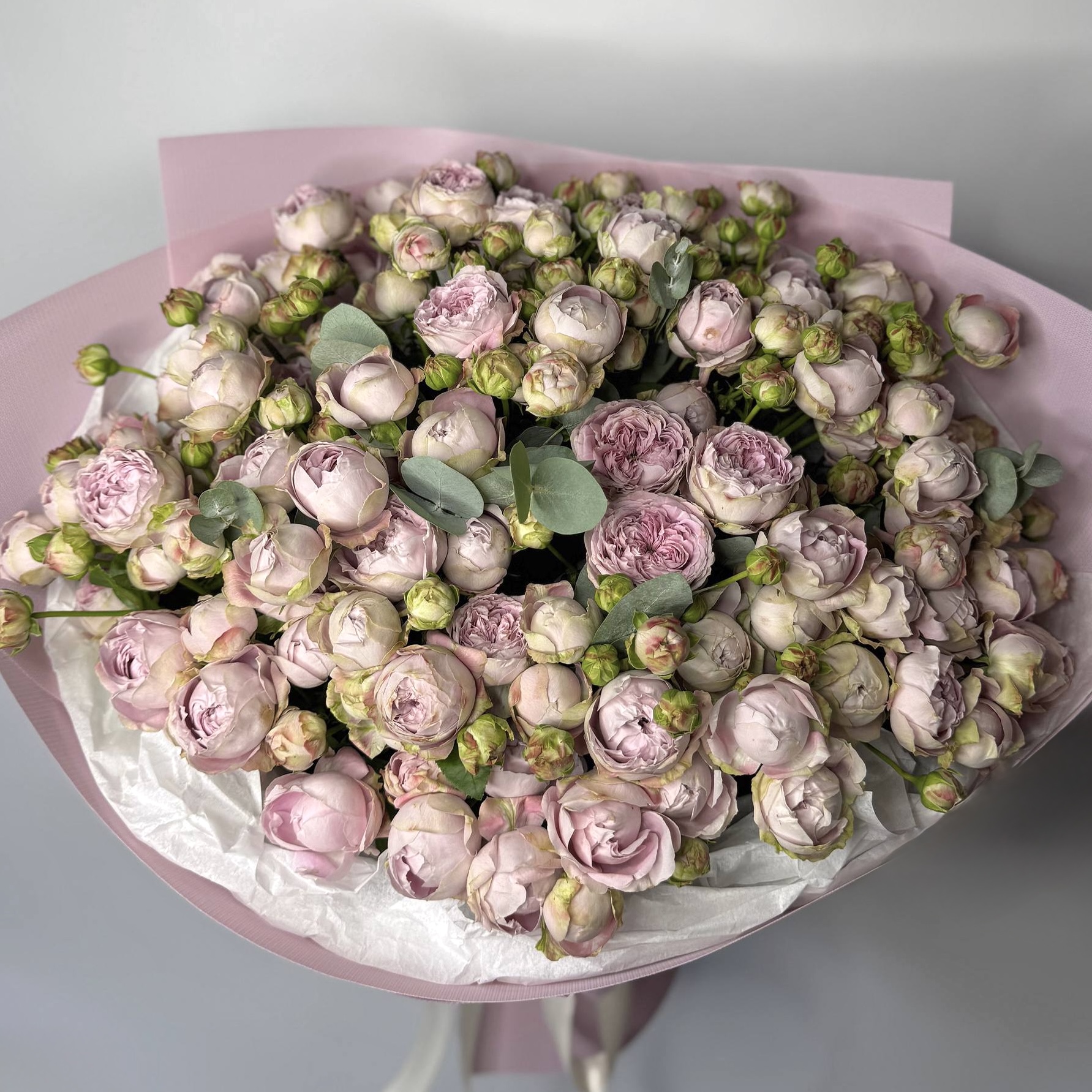 Букет троянд Блоссом Баблз 19 шт, Евкаліпт image