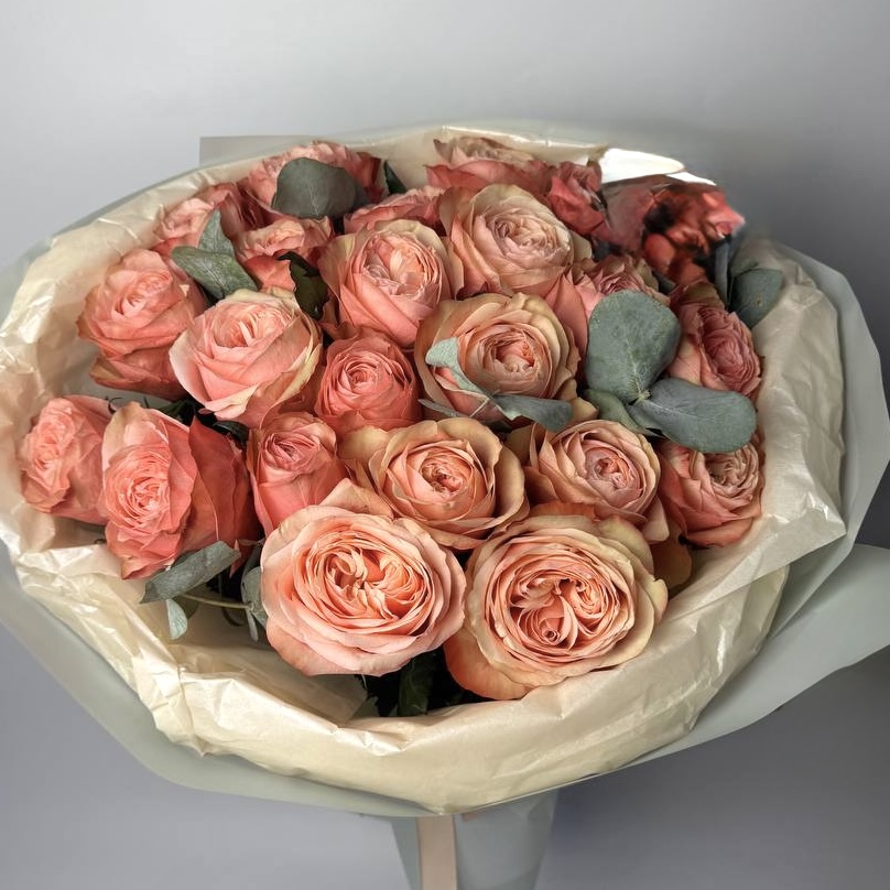 Букет троянд Кахала 25 шт, Евкаліпт image