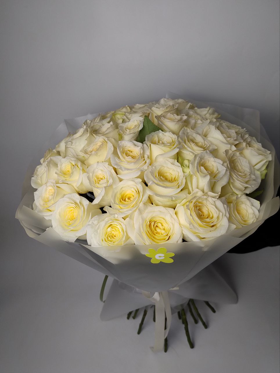 Букет троянд Кендлайт 35 шт: Імпортна троянда (Білий) - 35.