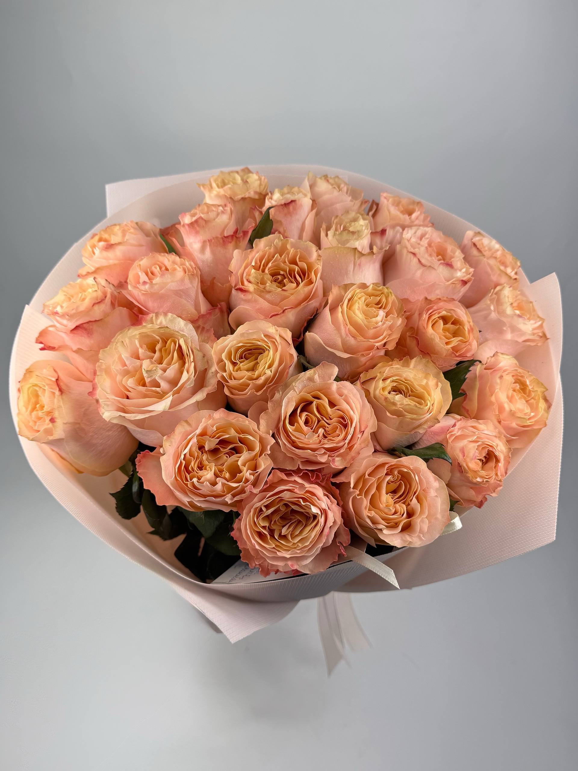 Букет троянд Принцесс Краун 25 шт image