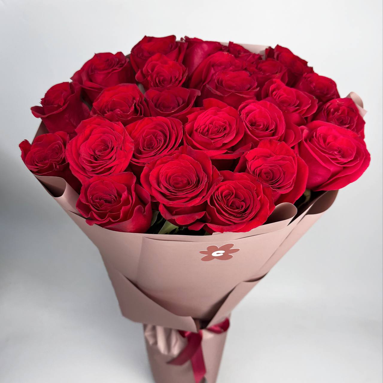 Букет троянд Фрідом 25 шт 80см: Імпортна троянда (Червоний) - 25.