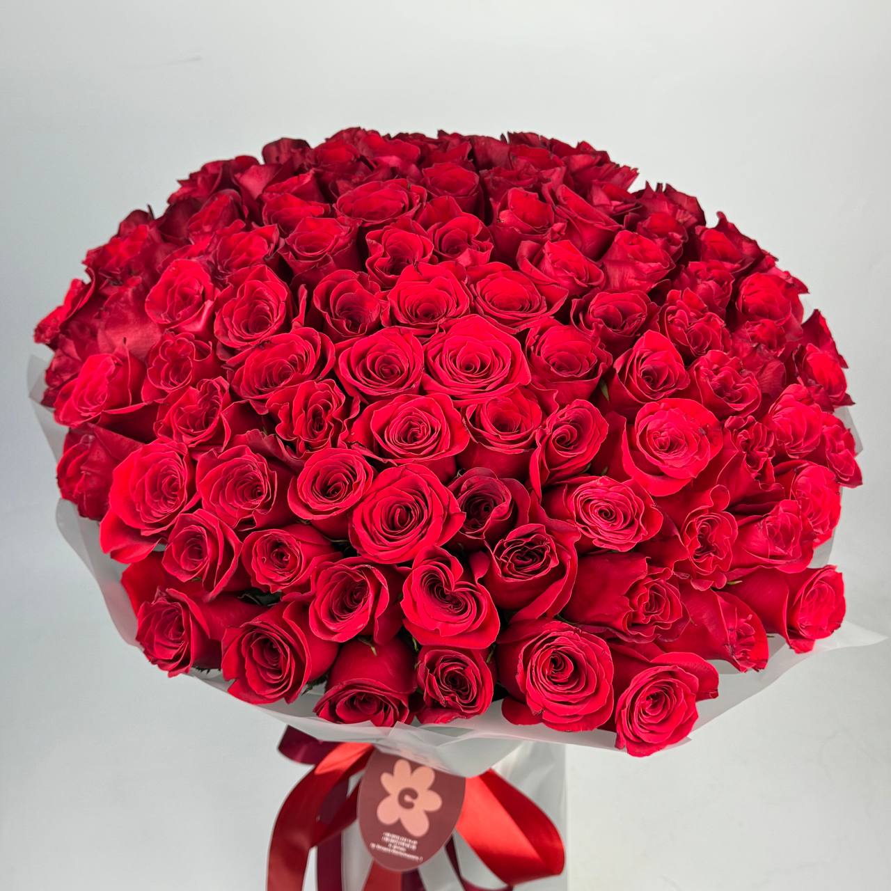 Букет троянд Фрідом 101 шт : Імпортна троянда (Червоний) - 101.