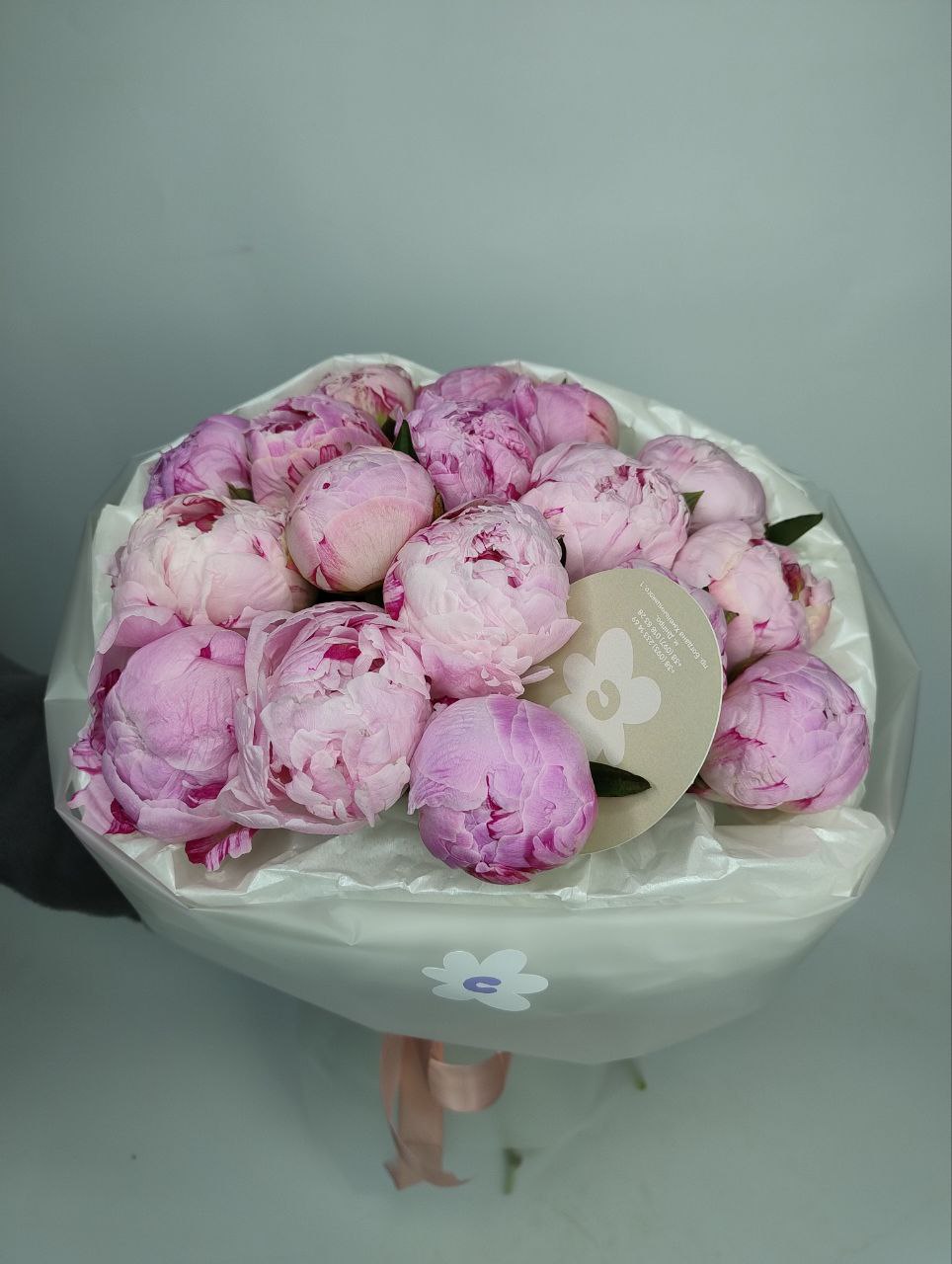 Букет рожевих півонії 17шт image