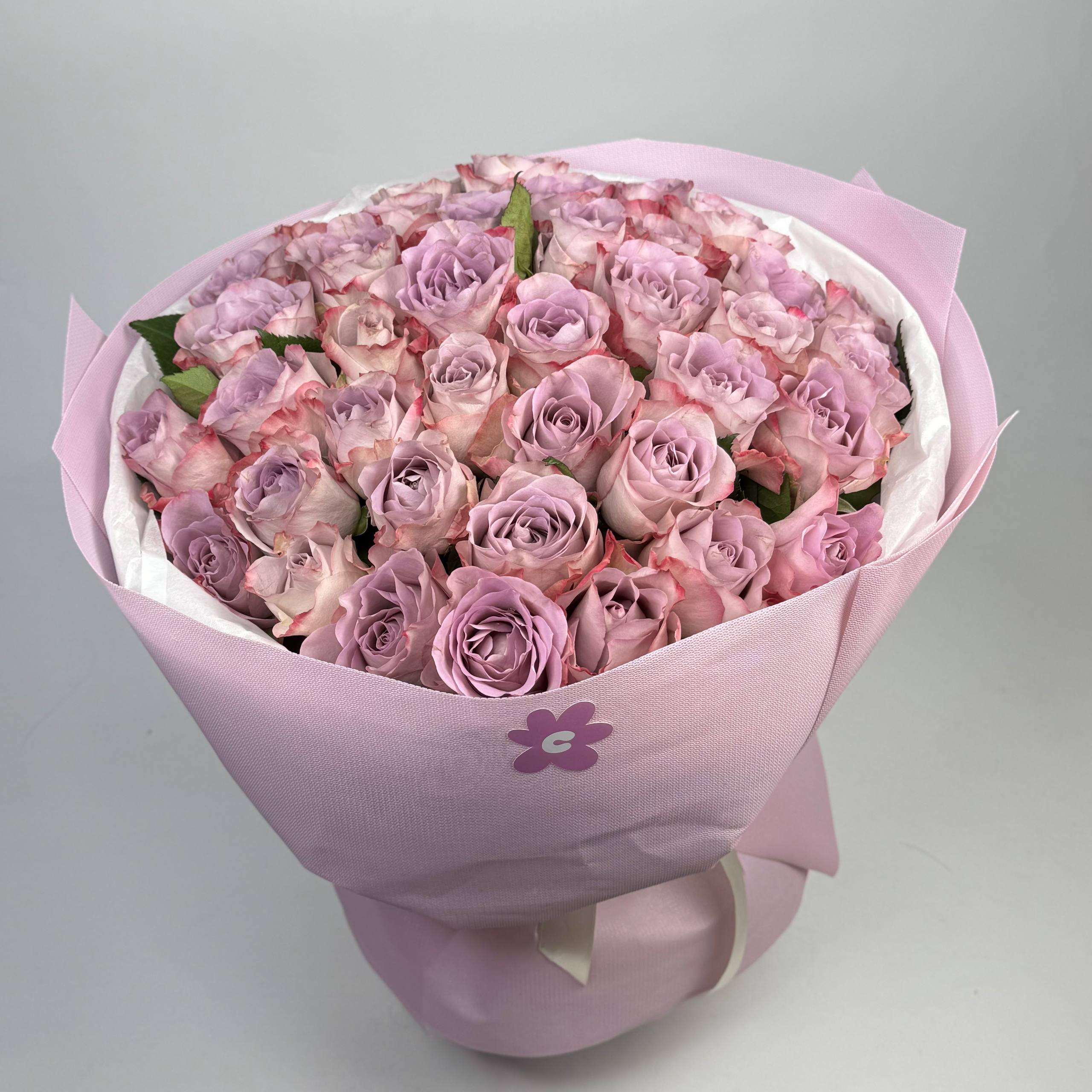 Букет троянд Меморі Лейн 39шт: Імпортна троянда (Фіолетовий) - 39.