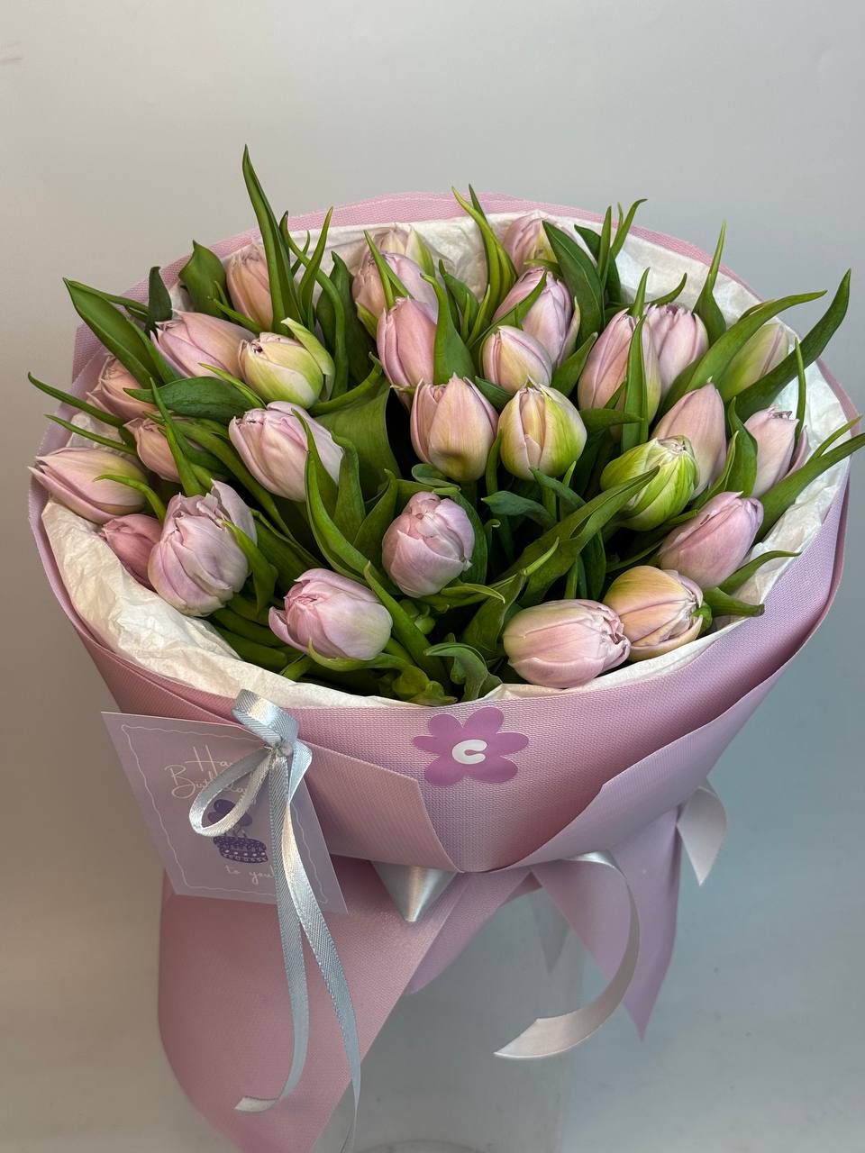 Букет фіолетових тюльпанів 31 шт image