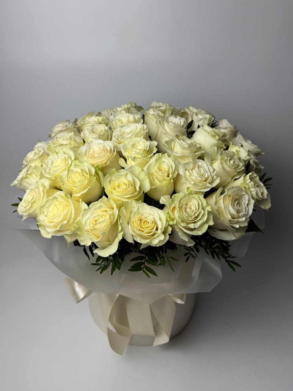 Композиція з троянд мондіаль 45 шт image