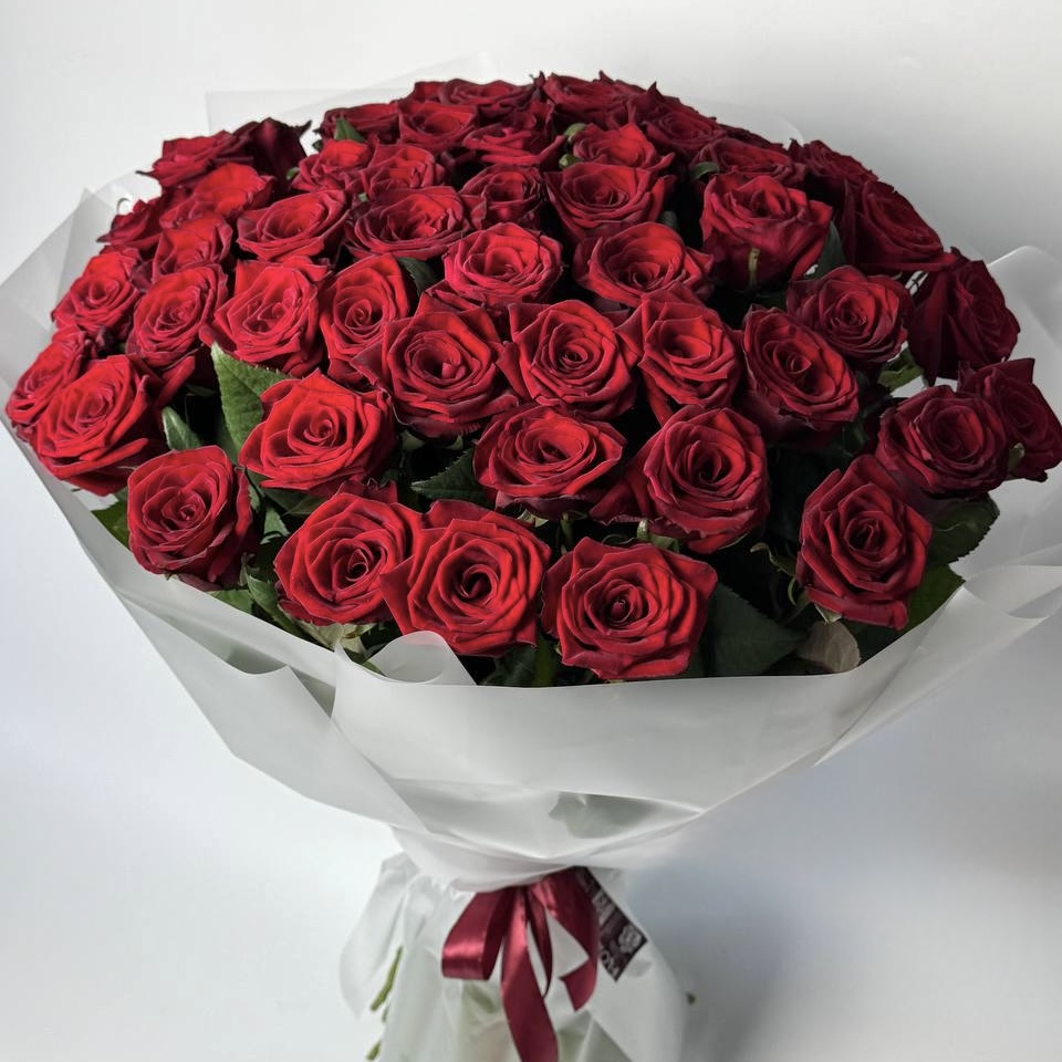 Букет троянд Гран Прі 51 шт (70см): Троянди (Червоний) - 51.