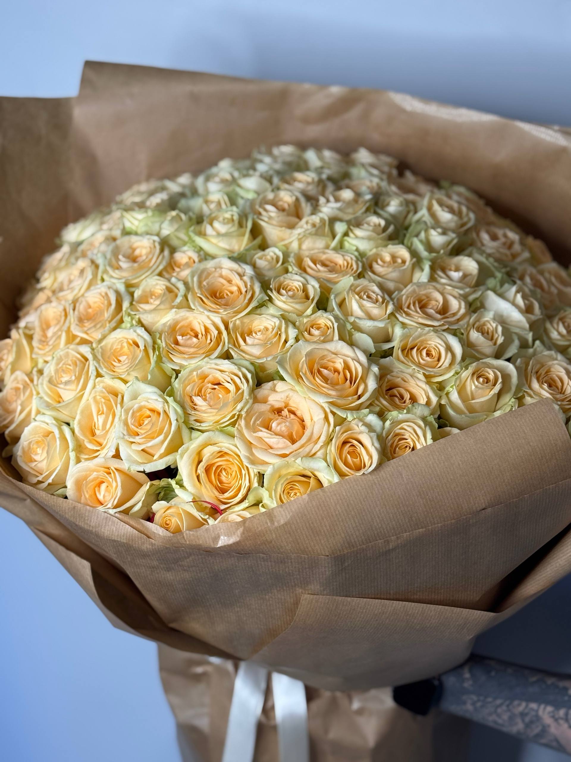 Букет троянд Піч Аваланч 101 шт 70см: Троянди (Білий) - 101.