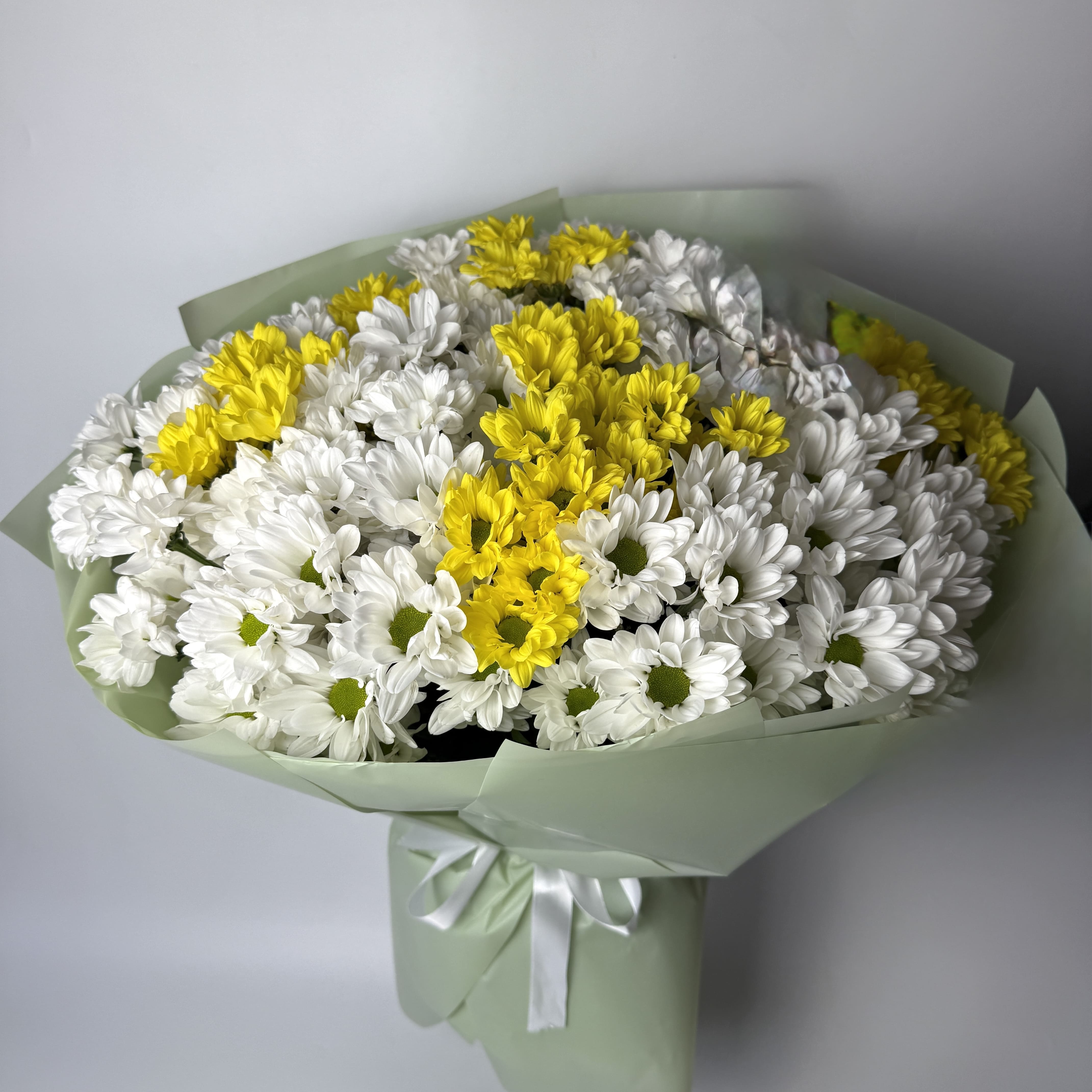 Букет хризантеми мікс 25 шт image